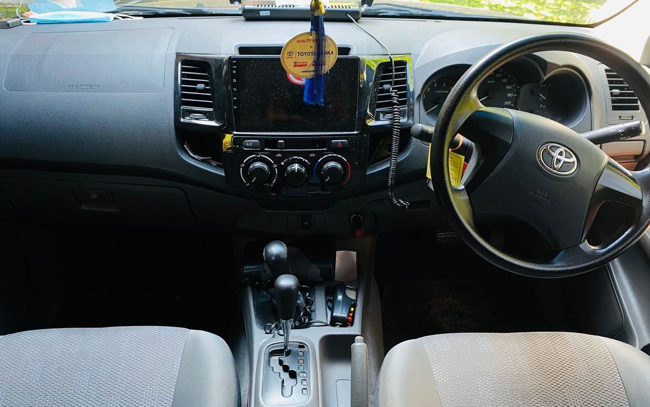 toyota hilux front interior