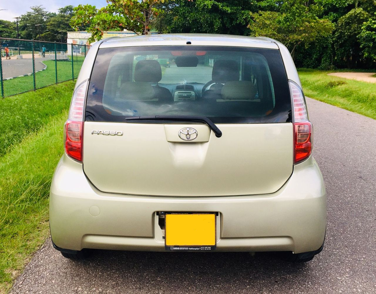 toyota passo rear view