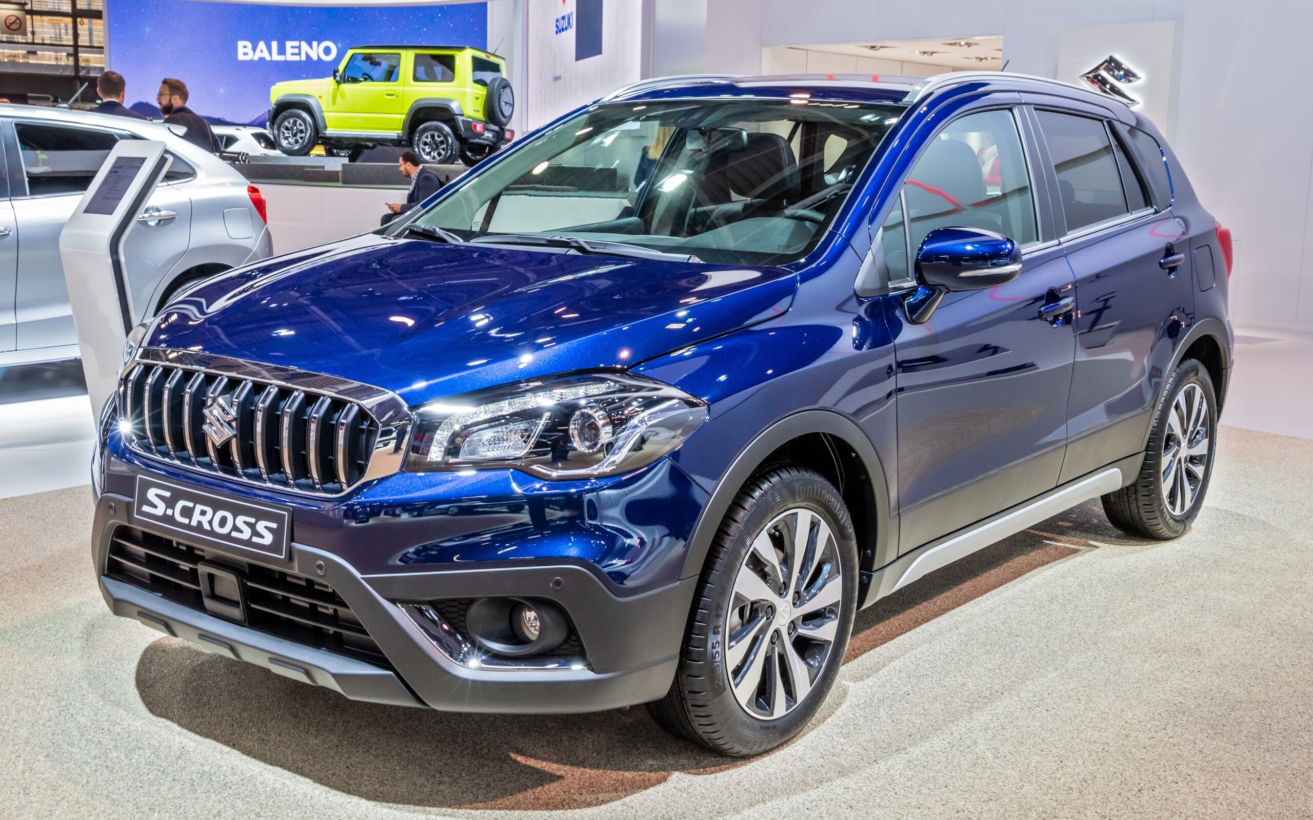 BMW 320d vs Suzuki S-Cross 