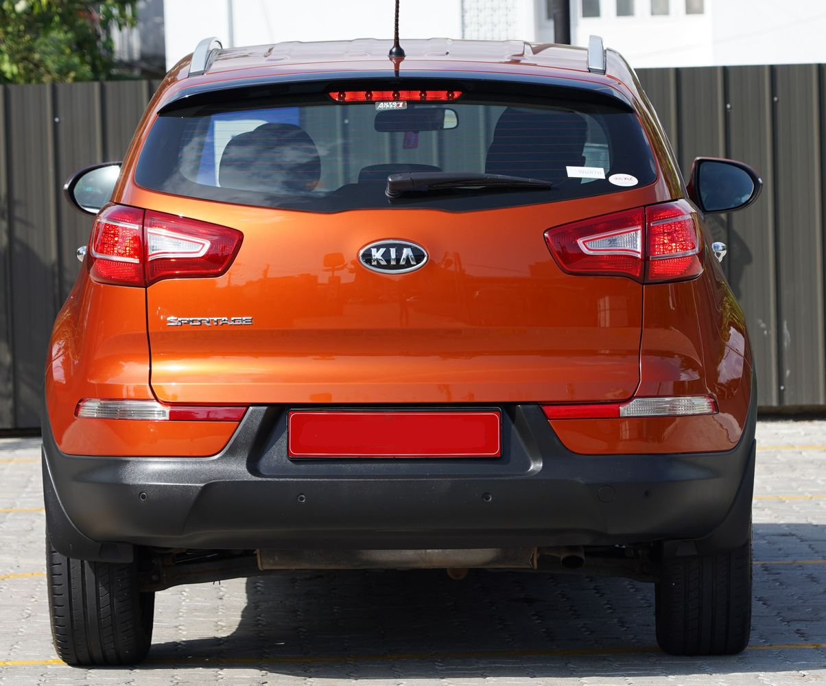 kia sportage back view