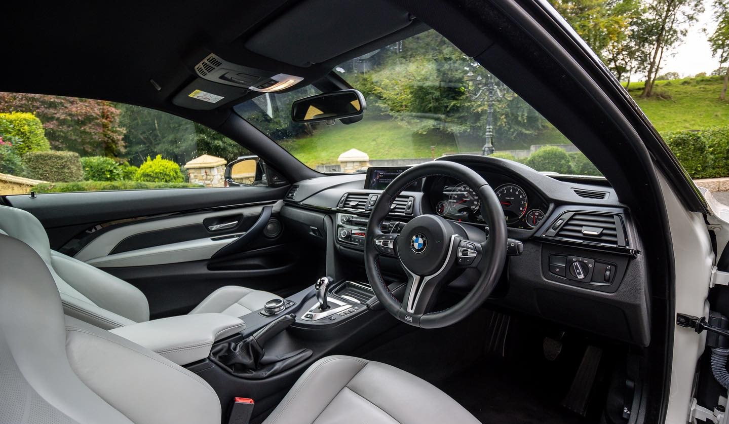 m4 interior