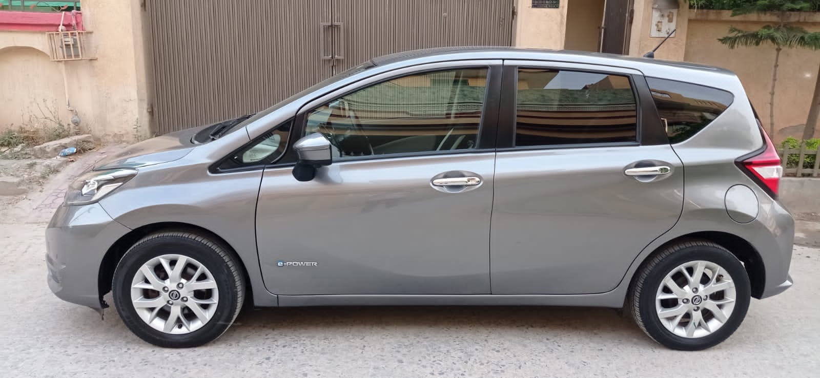 Nissan Note 2019 Car Review | Full Specifications